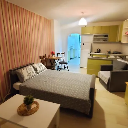 Lilly Apartment *